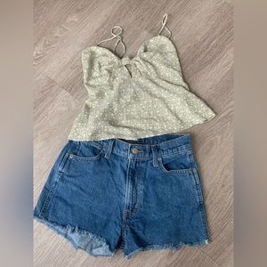 Abercrombie & Finch summer top!